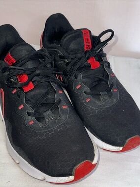 Nike Black and Red Men's Athletic Sneakers